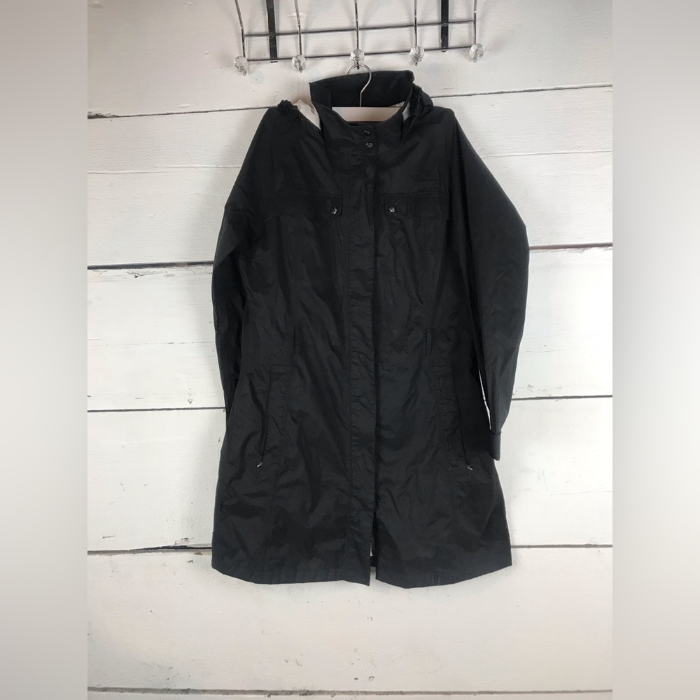 The north face parka windbreaker waterproof